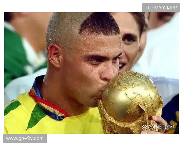 世界足球历史上最著名球员大全 从贝利到梅西的传奇人物盘点