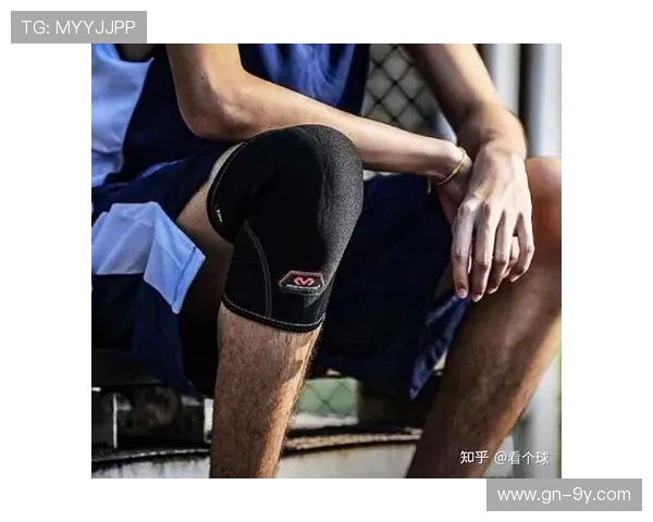 足球护膝碳板的功能与优势解析如何提升运动员膝部保护和运动表现